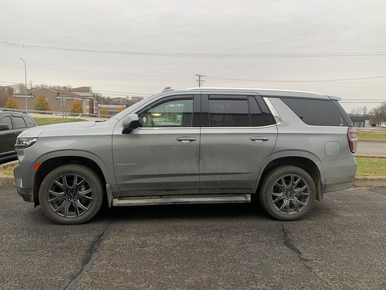 2023 Chevrolet Tahoe LS photo 4