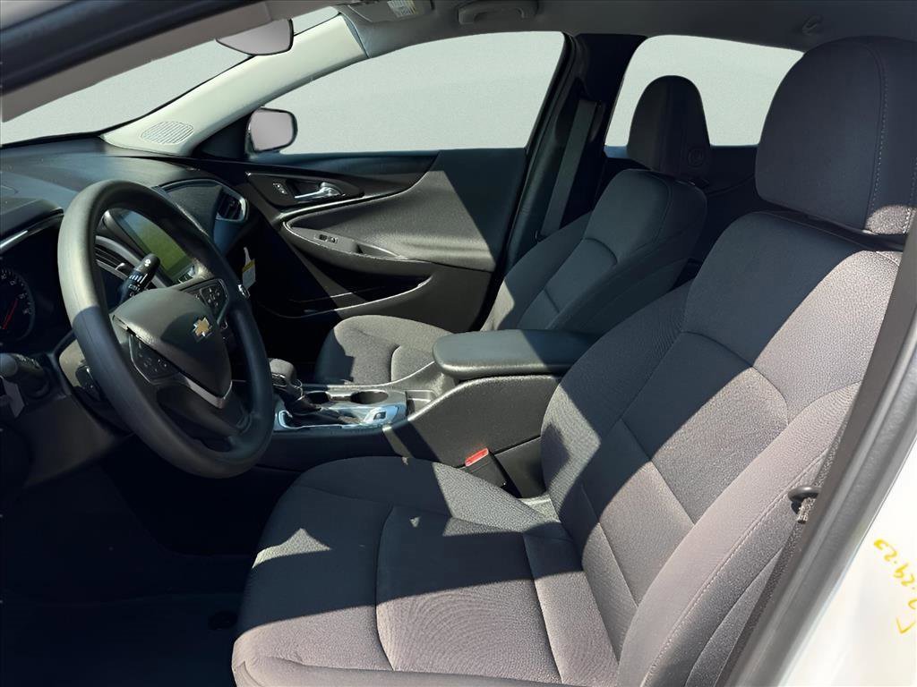 2024 Chevrolet Malibu LS photo 13