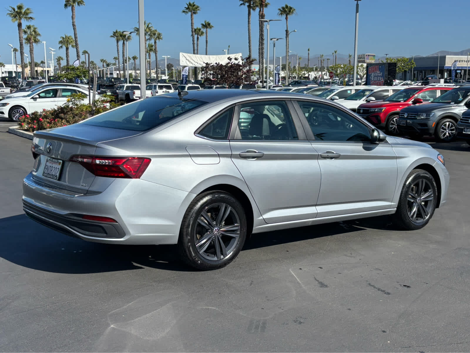 3VW7M7BU1RM048304