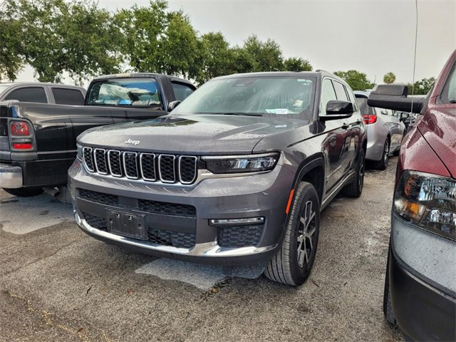 2024 Jeep Grand Cherokee Limited photo 2
