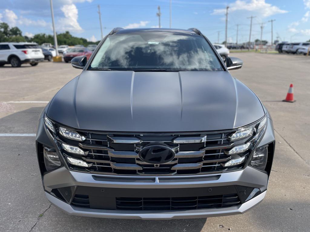 2025 Hyundai Tucson Limited photo 3