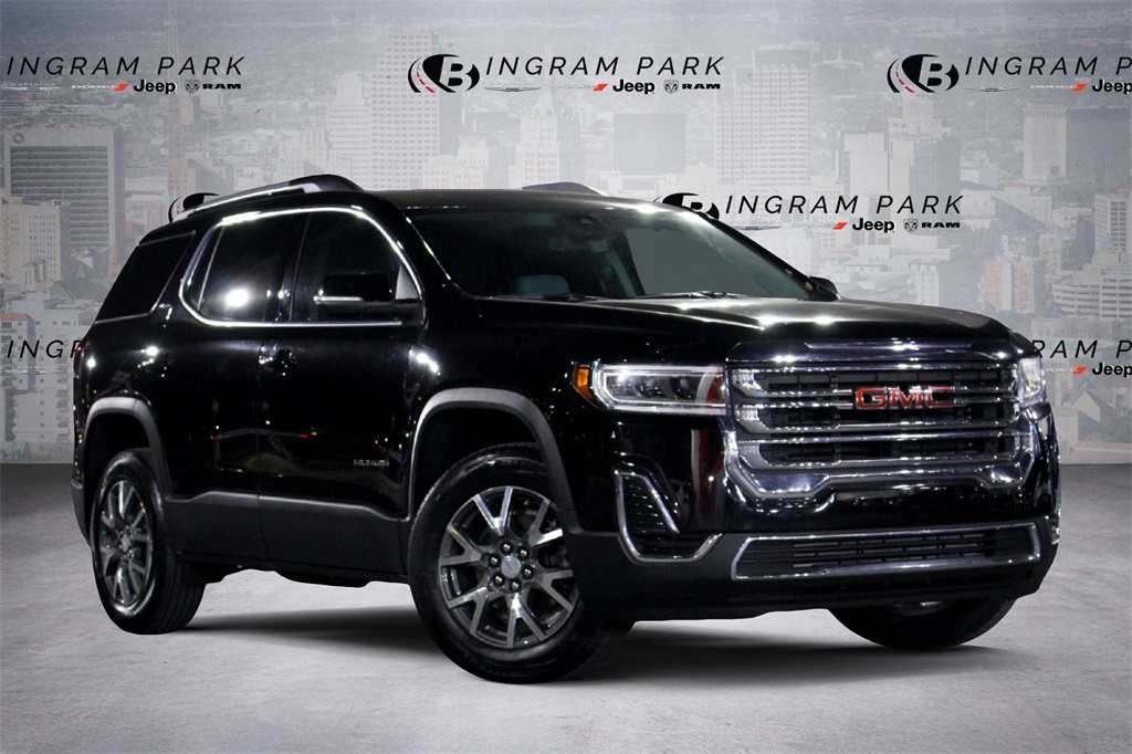 2023 GMC Acadia SLE's photo