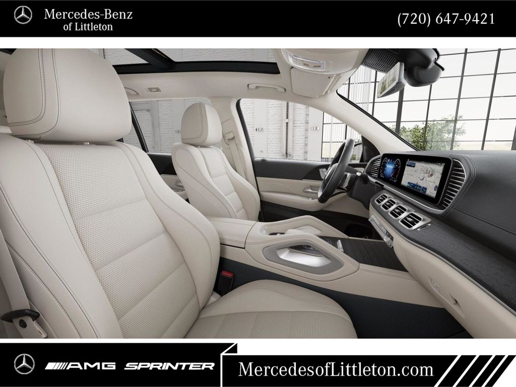 2026 Mercedes Benz GLS 450 4MATIC photo 3