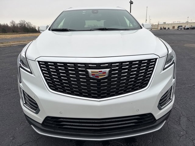 2025 Cadillac XT5 Premium Luxury photo 2