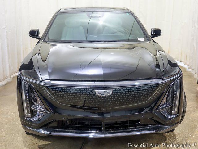 2025 Cadillac Lyriq Sport photo 4