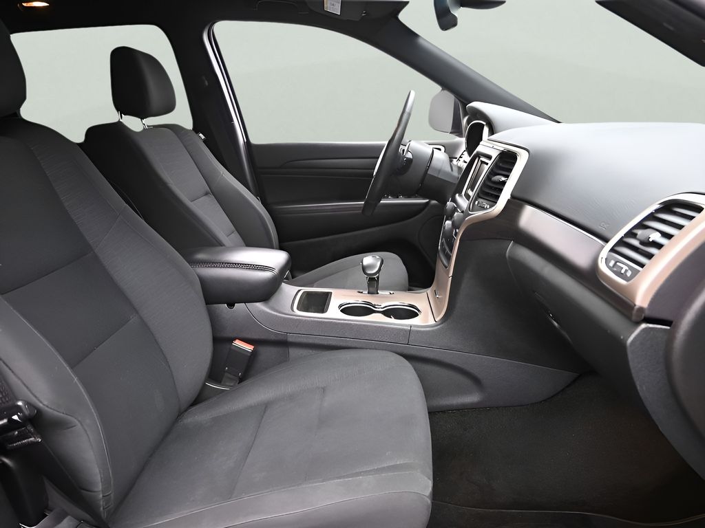 2015 Jeep Grand Cherokee Laredo photo 3
