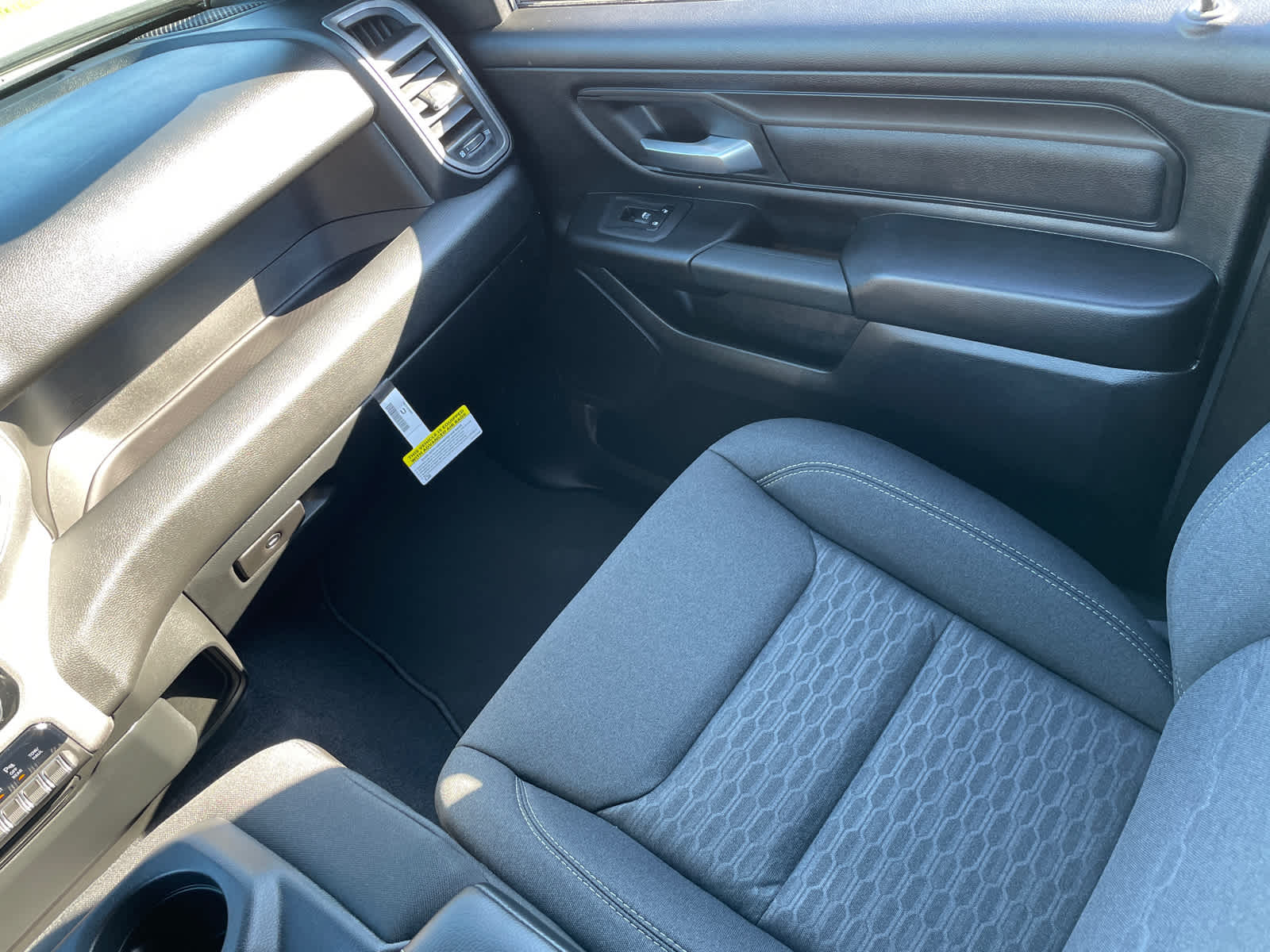 2025 Ram 1500 Tradesman photo 16