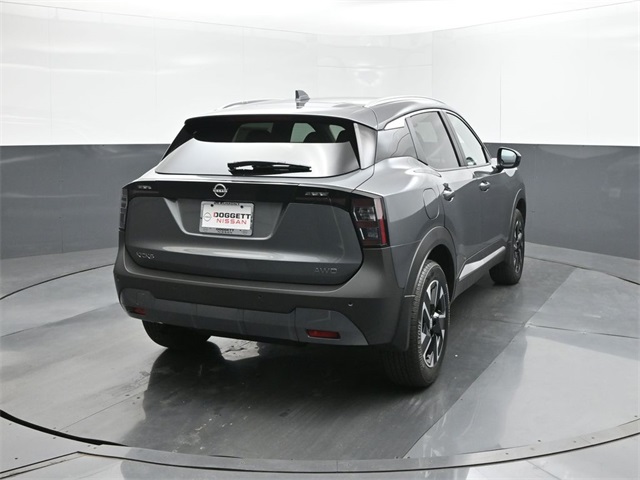 2025 Nissan Kicks SV photo 4