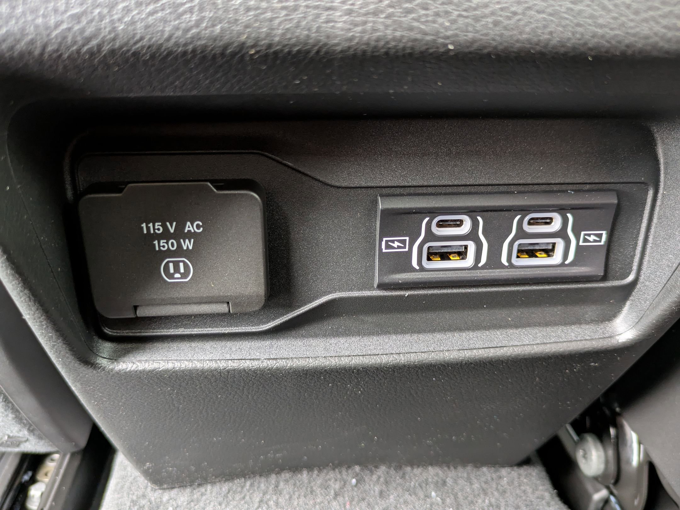 2025 Jeep Grand Cherokee Altitude photo 23