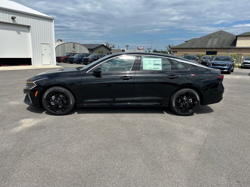 2026 Kia K5 GT-Line photo 3