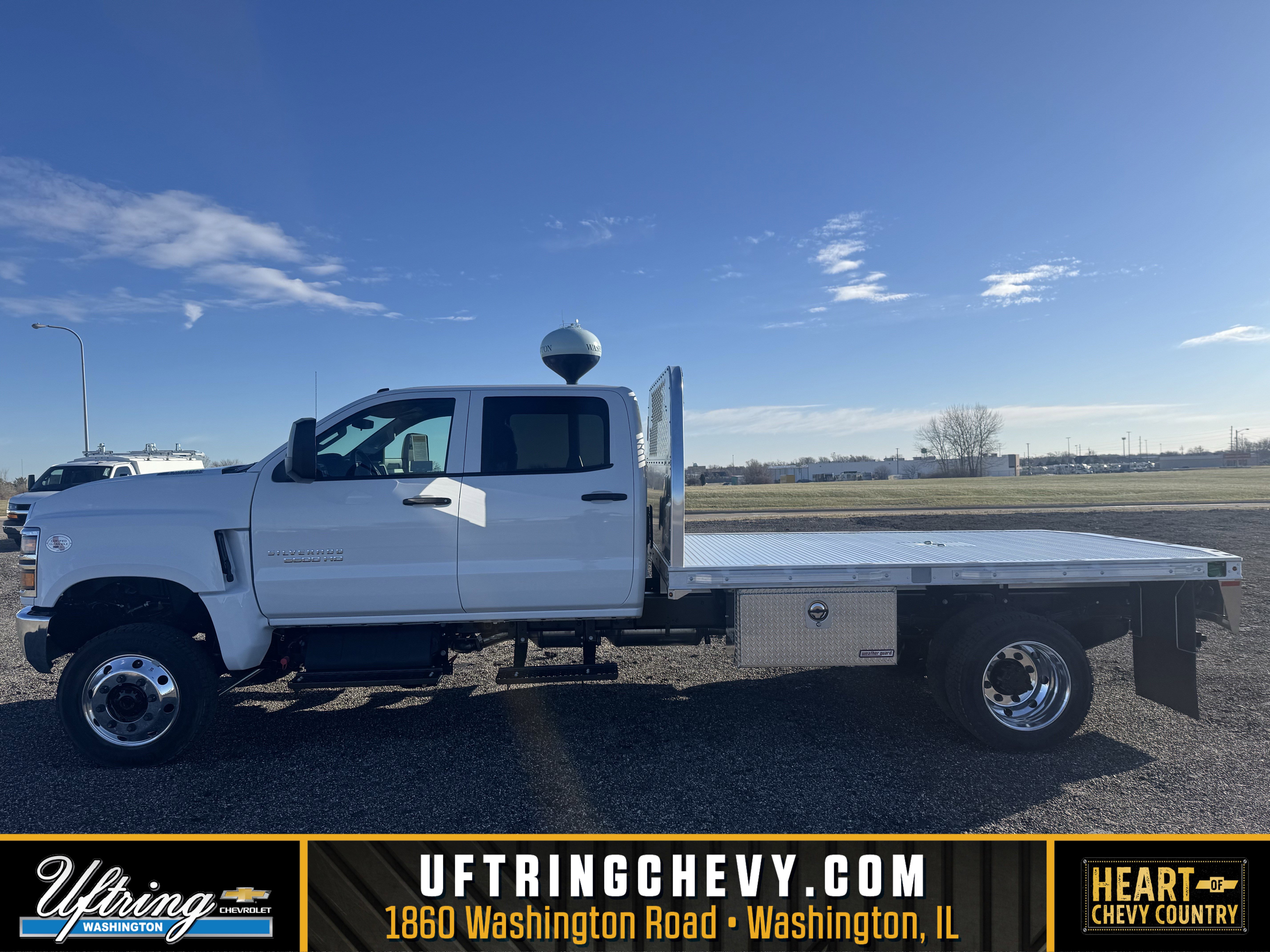 2025 Chevrolet Silverado 4500 Medium Duty Chassis Cab Work Truck's photo