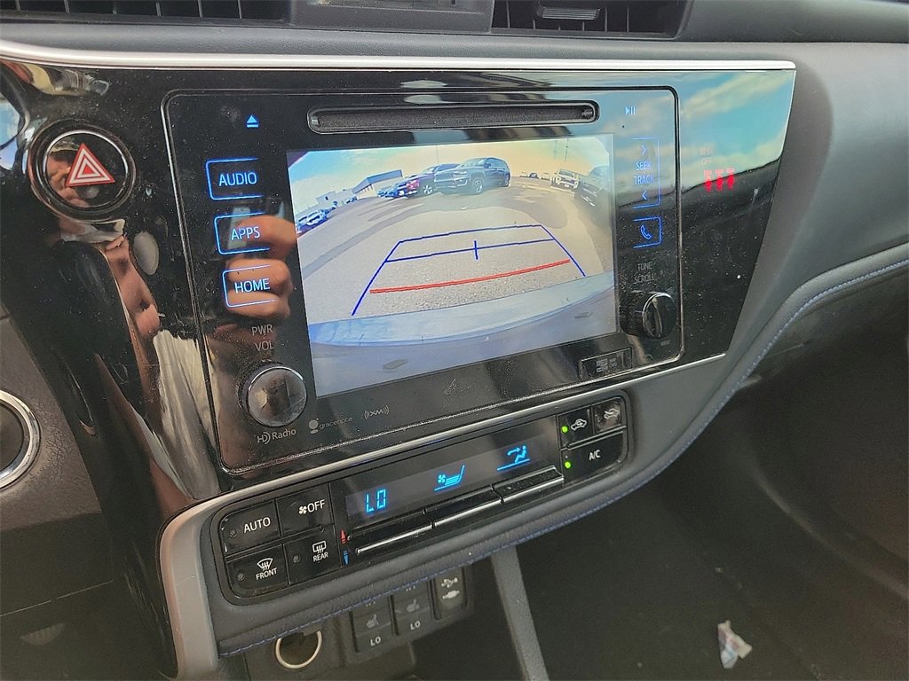 2018 Toyota Corolla XLE XSE photo 20