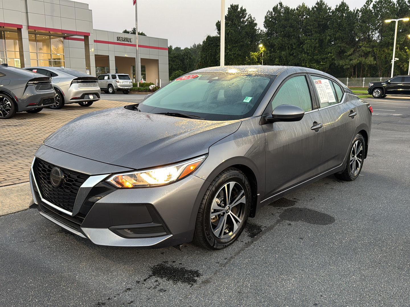 2021 Nissan Sentra SV's photo