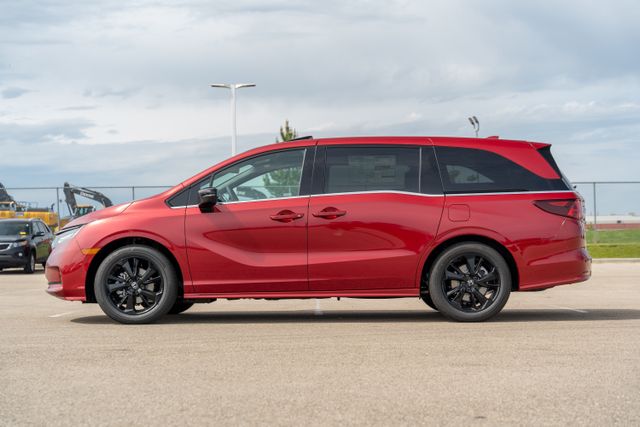 2026 Honda Odyssey photo 4
