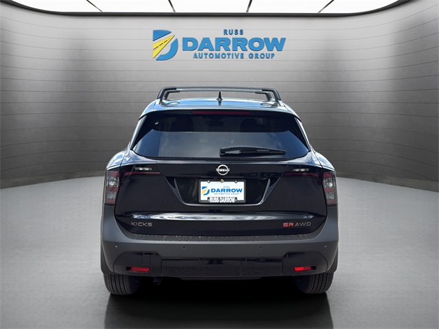 2026 Nissan Kicks SR photo 4