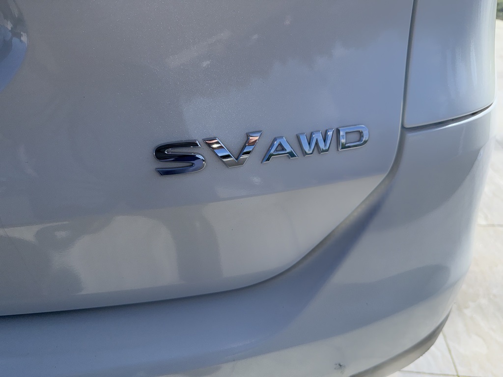 2016 Nissan Rogue SV photo 10
