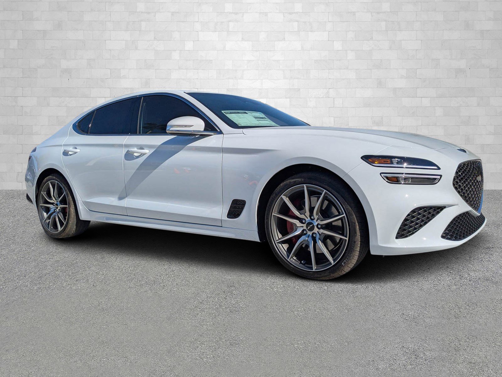 2025 GENESIS G70 Standard's photo