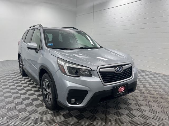 2021 Subaru Forester Premium's photo