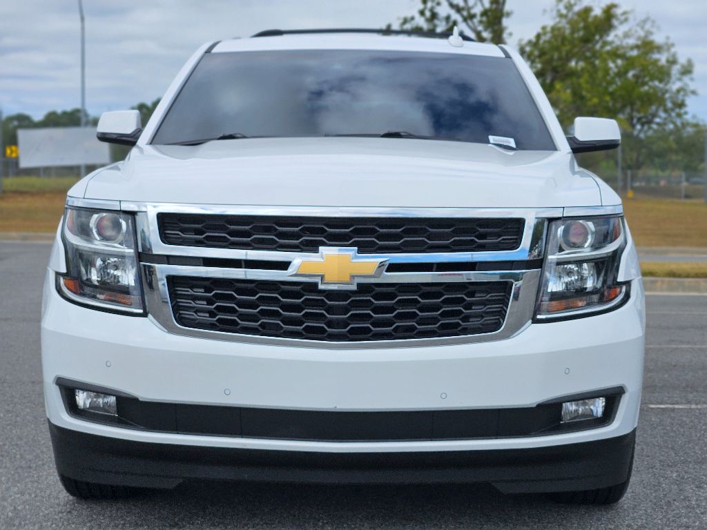 2019 Chevrolet Tahoe LT photo 2