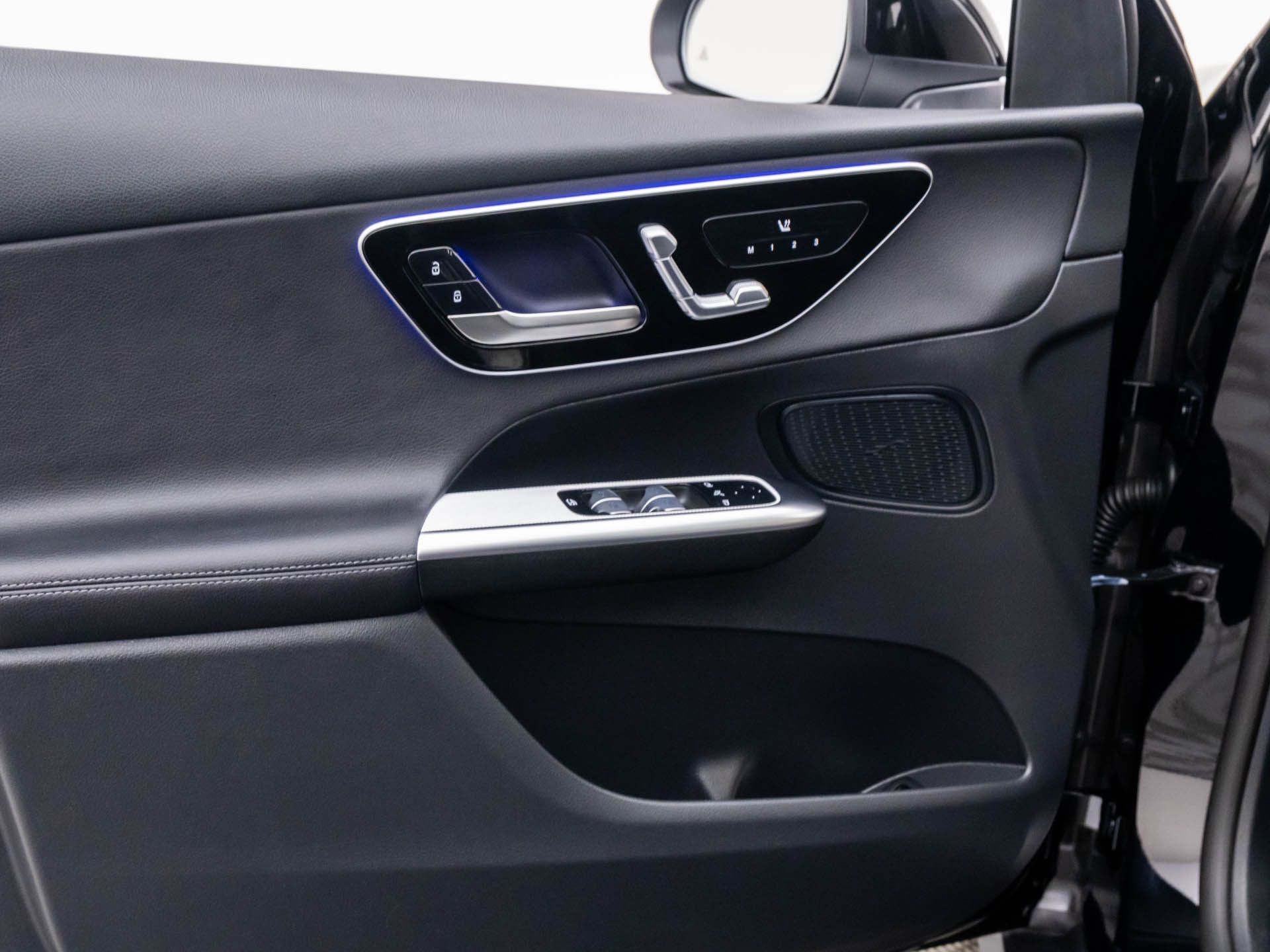 2025 Mercedes Benz GLC 300 4MATIC photo 22