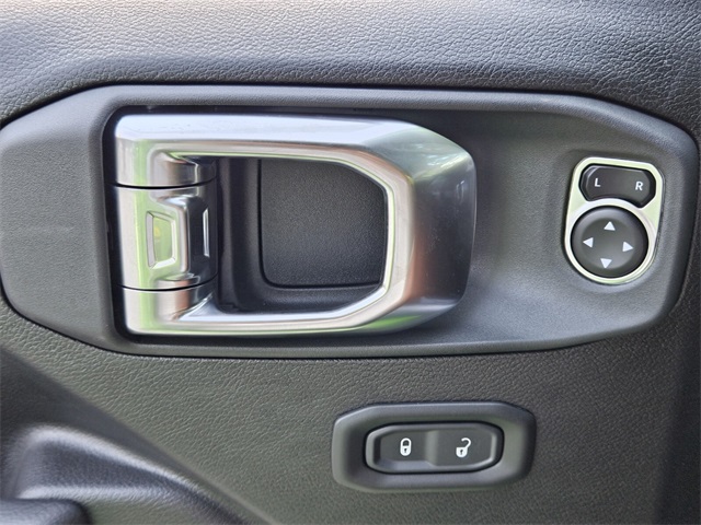 2025 Jeep Gladiator Sport S photo 29