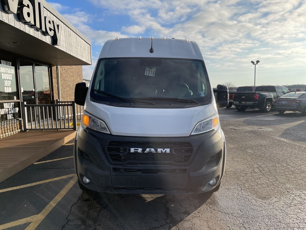 2025 Ram ProMaster 2500 photo 2