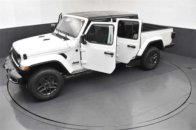2025 Jeep Gladiator Sport photo 27