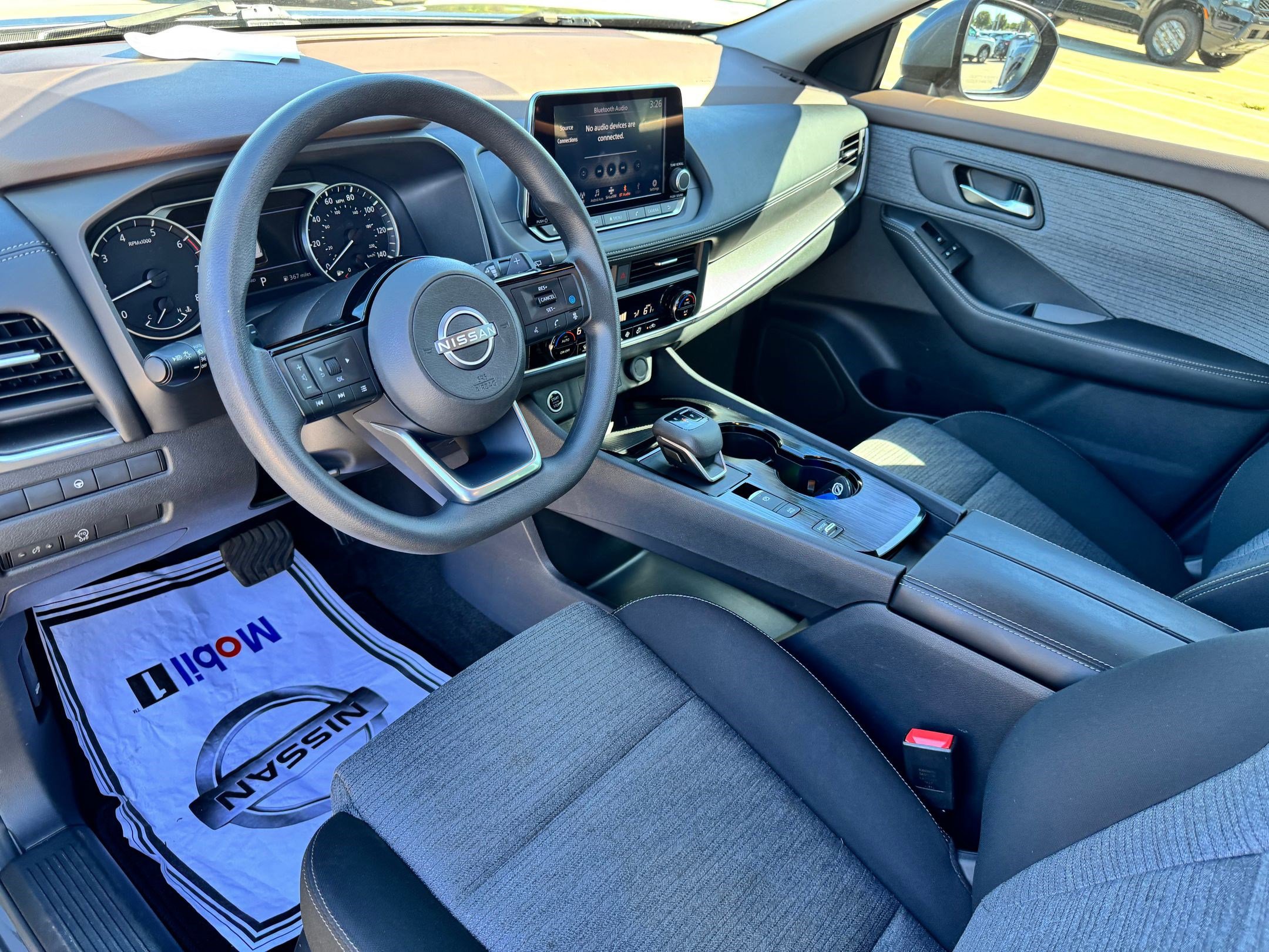 2023 Nissan Rogue SV photo 3