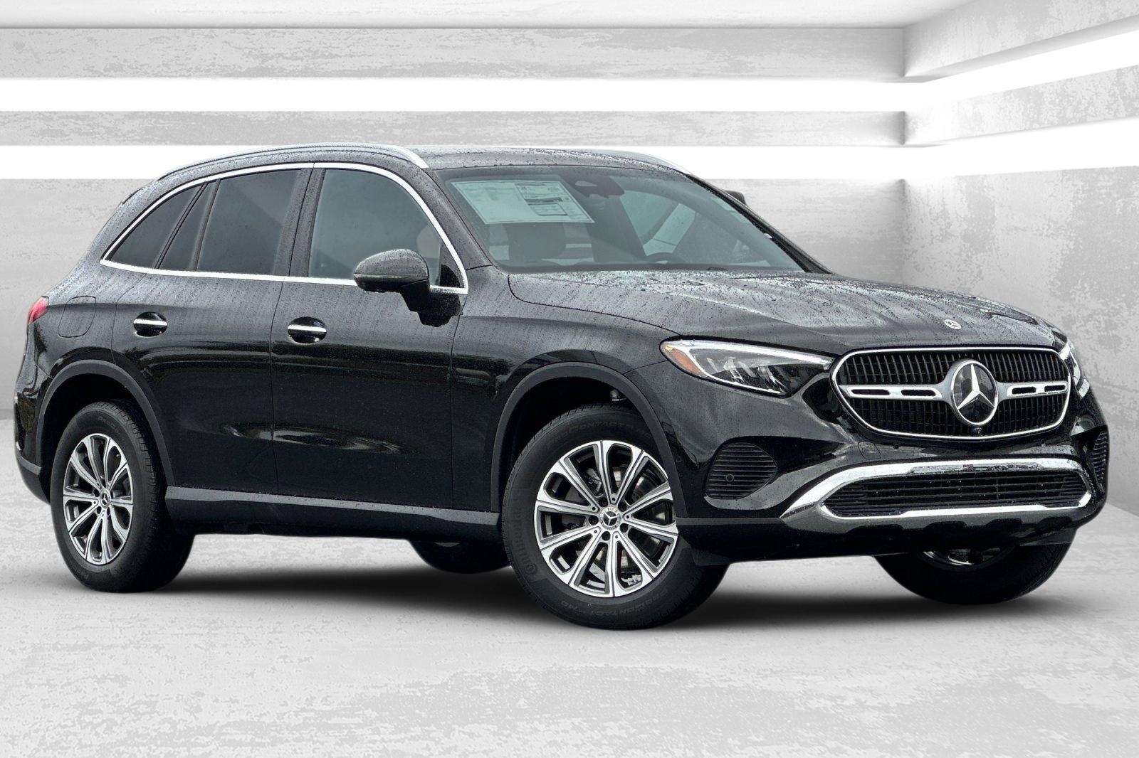 2026 Mercedes-Benz GLC Base's photo