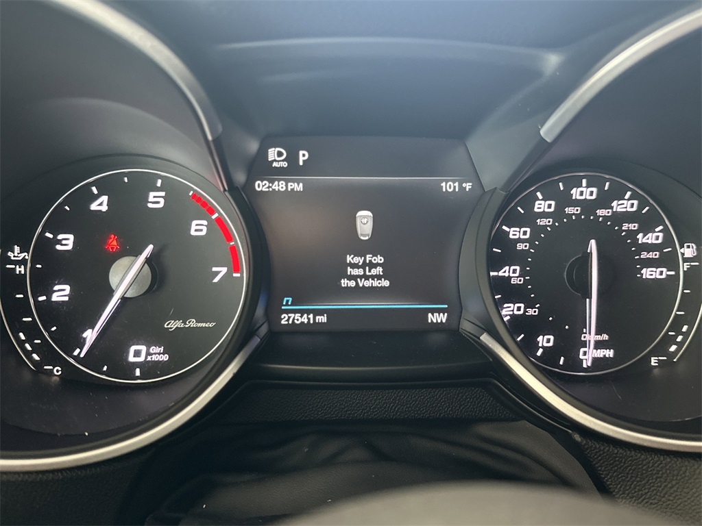 2023 Alfa Romeo Stelvio Ti photo 37