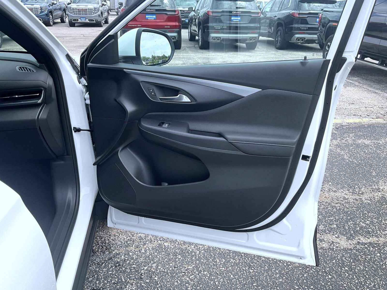 2025 Buick Envista Preferred photo 16