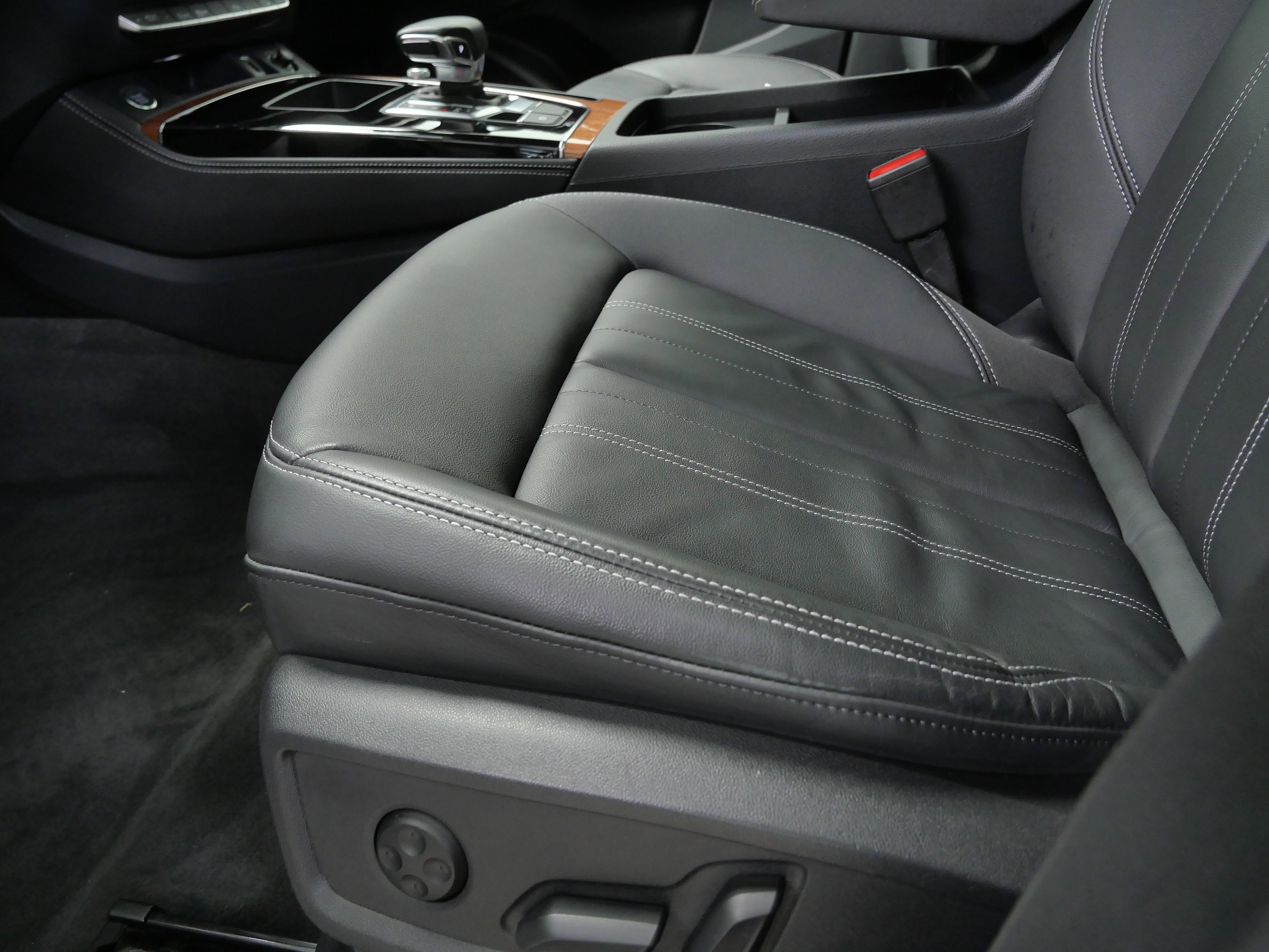 2023 Audi Q5 S line Premium Plus photo 16