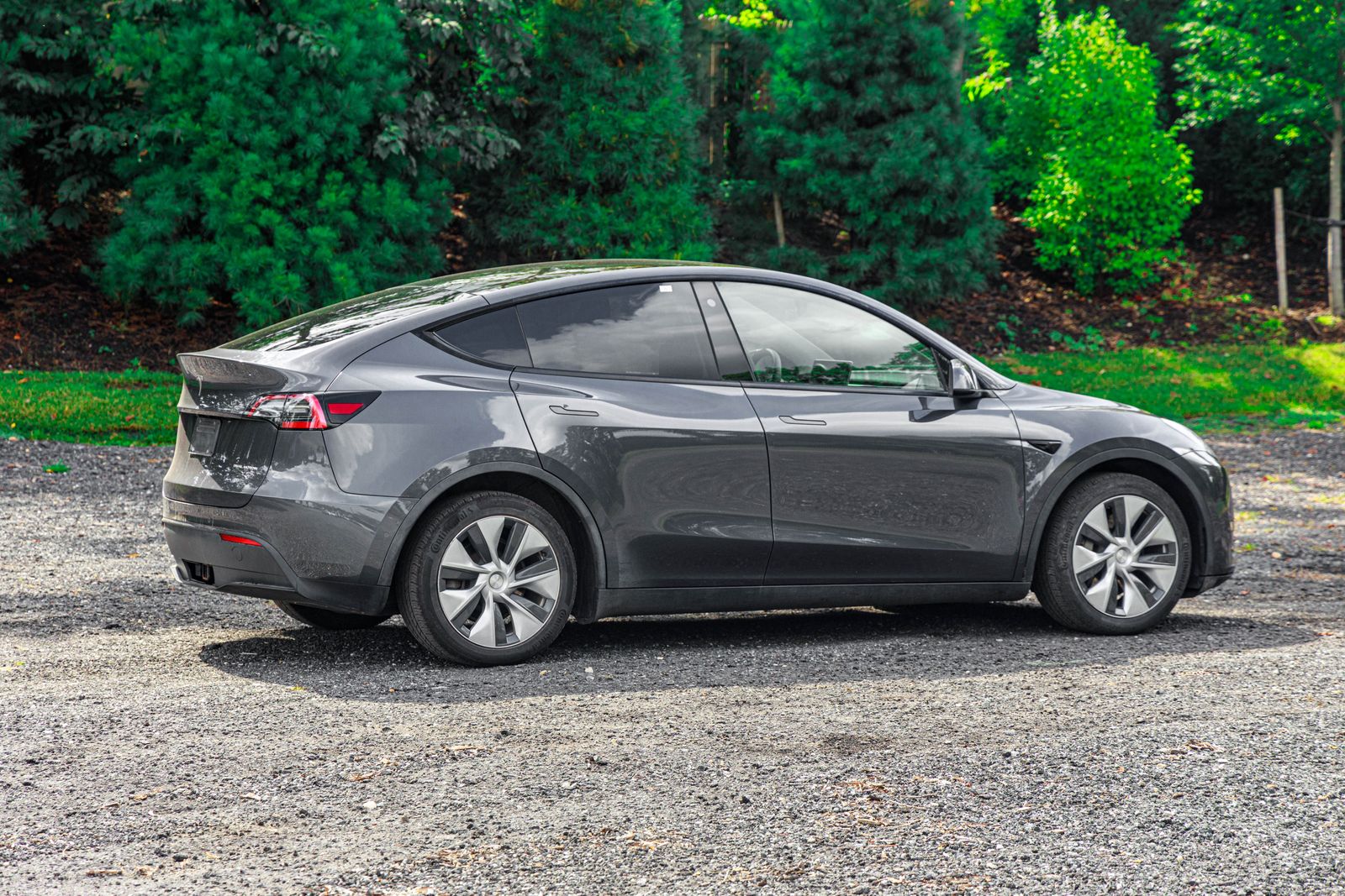 2023 Tesla Model Y Long Range photo 9