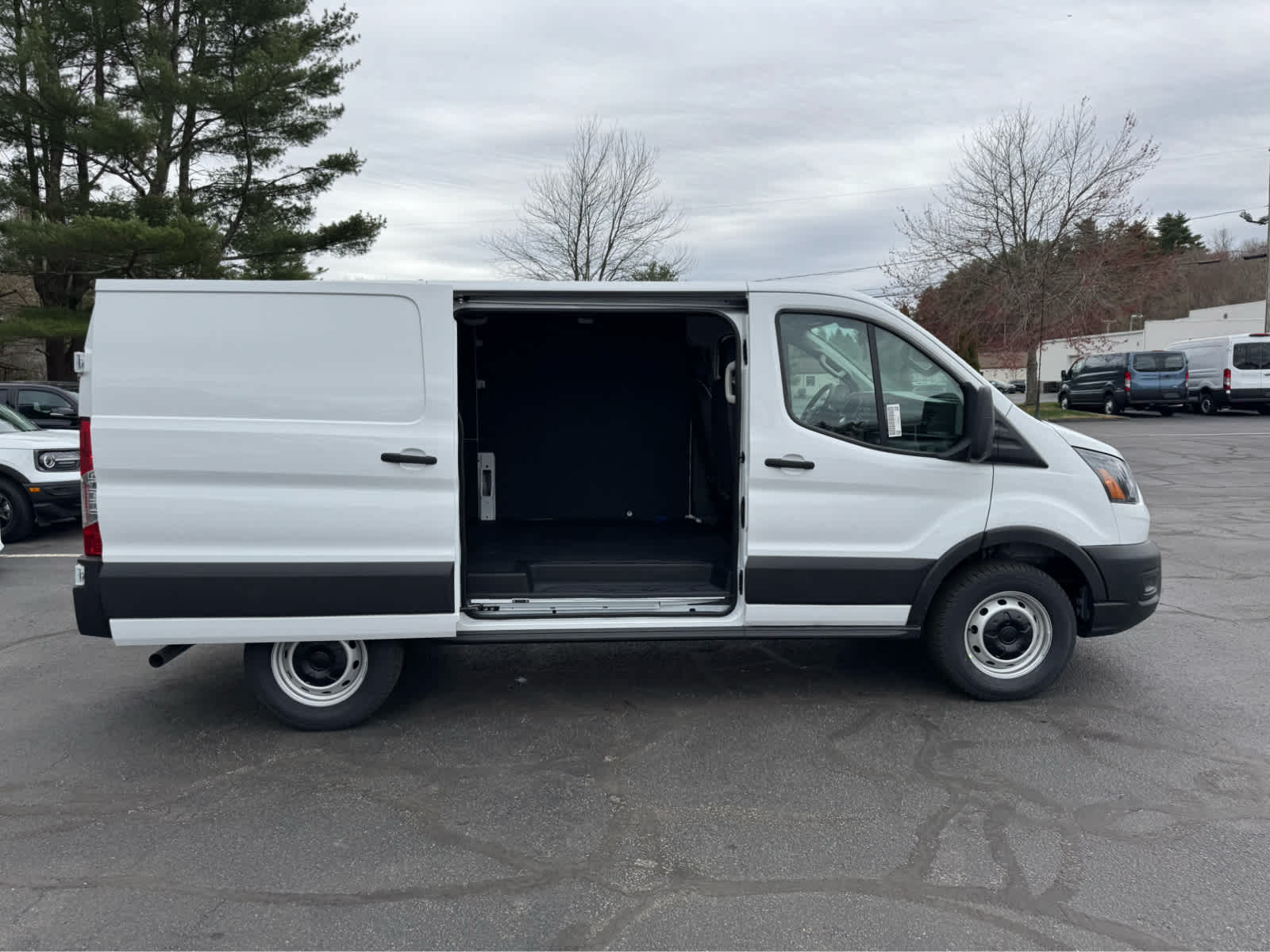 2025 Ford Transit Van Base - Photo 9