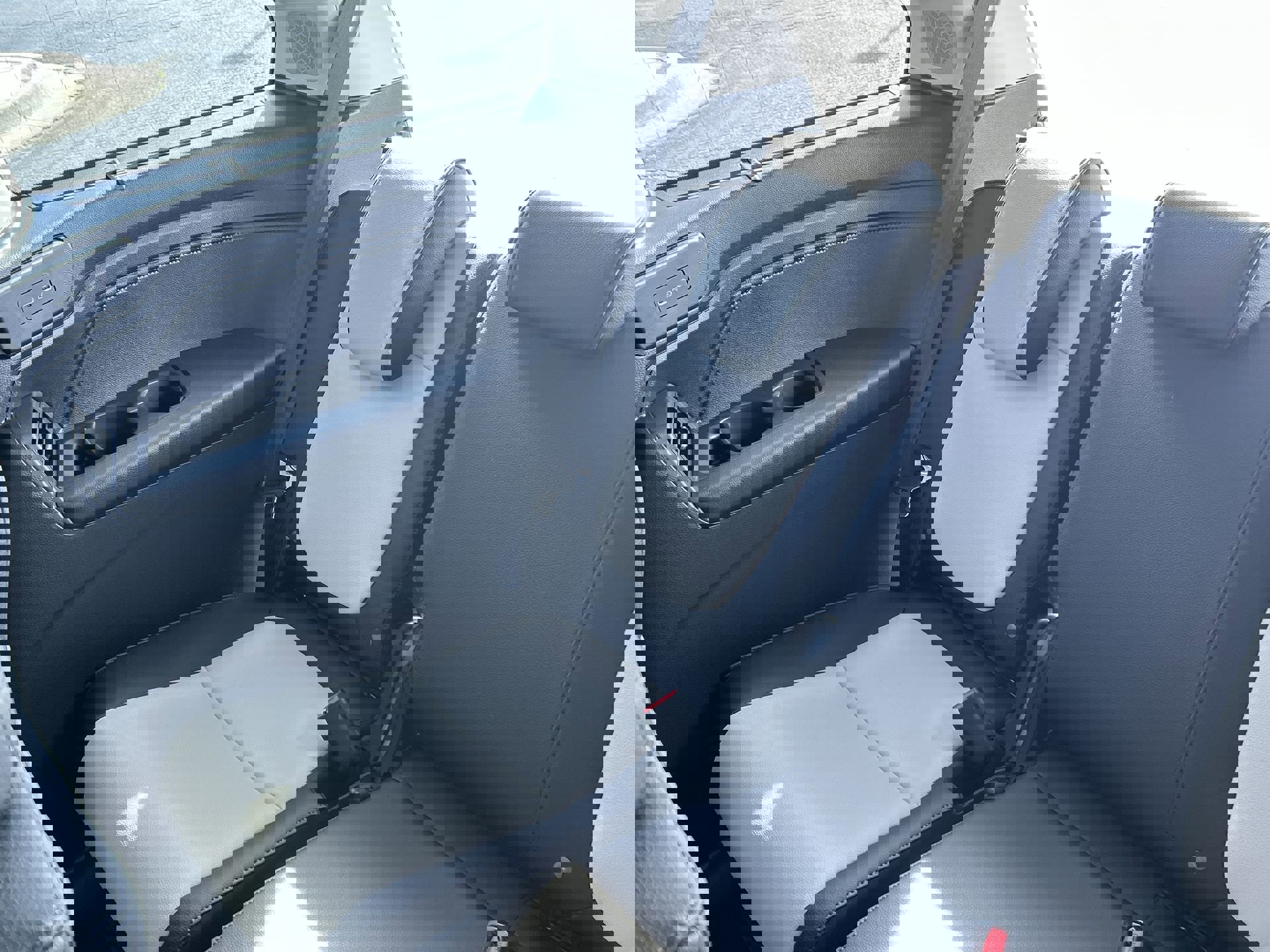 2026 Honda Odyssey Elite photo 23