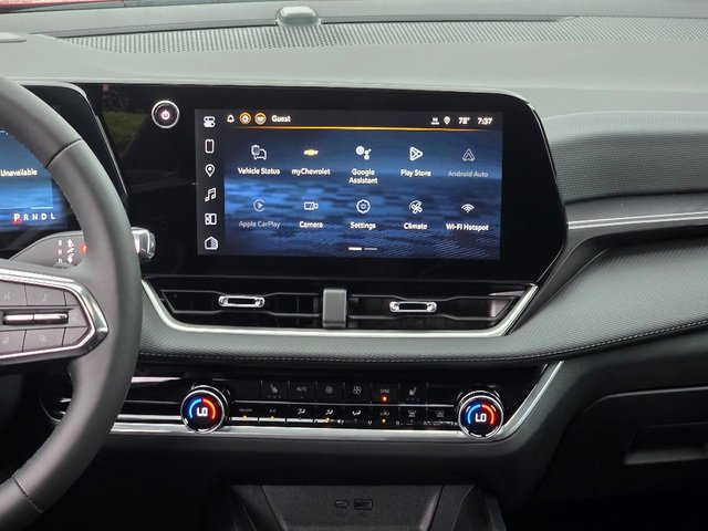 2026 Chevrolet Equinox LT photo 3