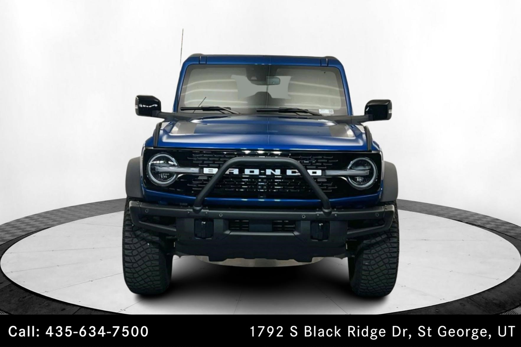 2021 Ford Bronco First Edition photo 6