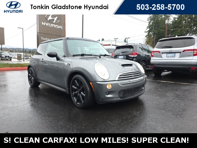 2005 MINI Cooper S's photo