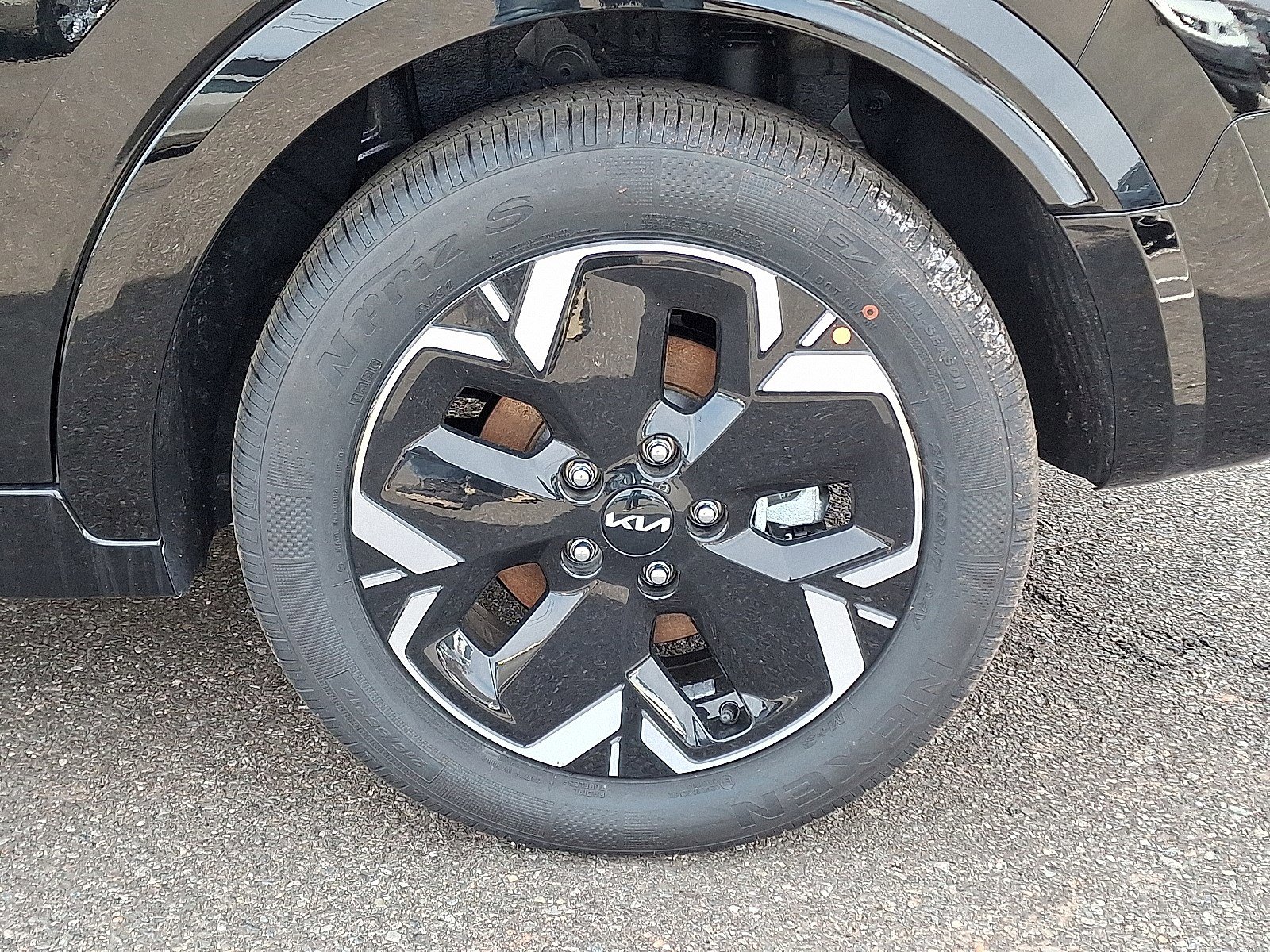 2025 Kia Niro EV Wind photo 4