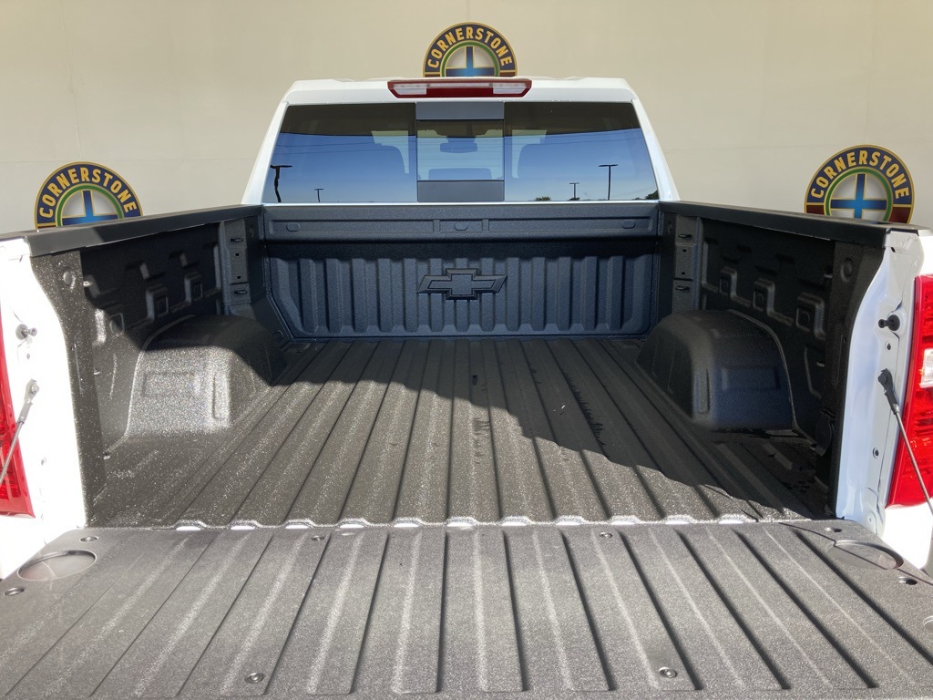 2026 Chevrolet Silverado 1500 LT photo 21