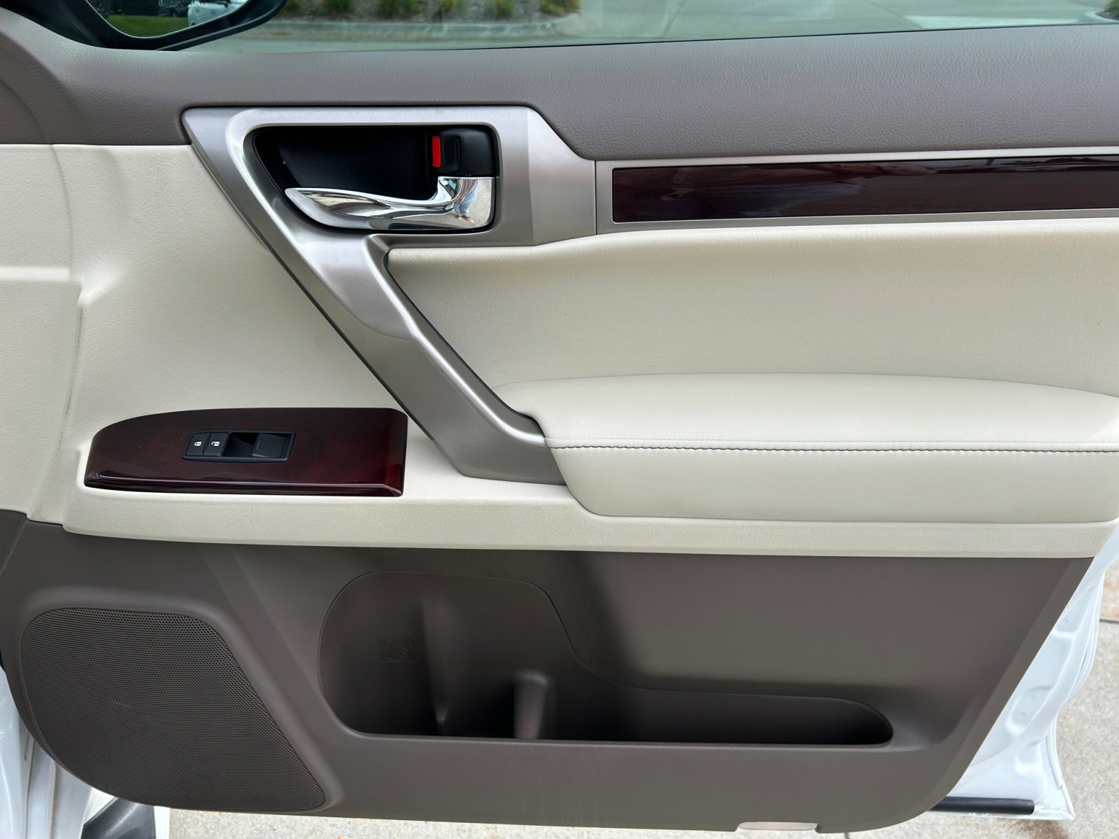 2015 Lexus GX 460 Premium photo 16
