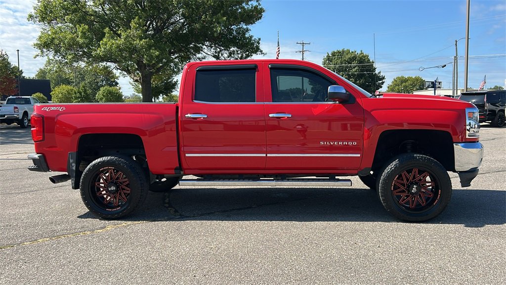 2016 Chevrolet Silverado 1500 LTZ photo 2