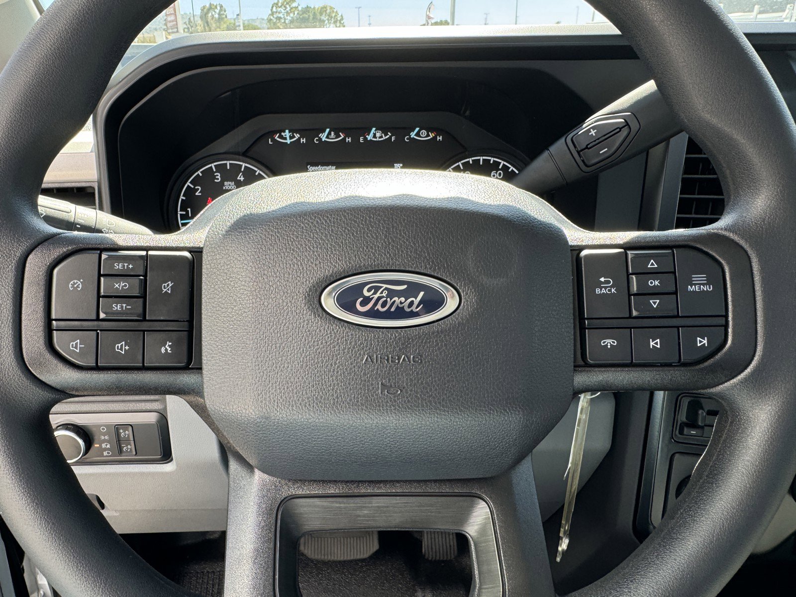 2024 Ford F-350 XL photo 18