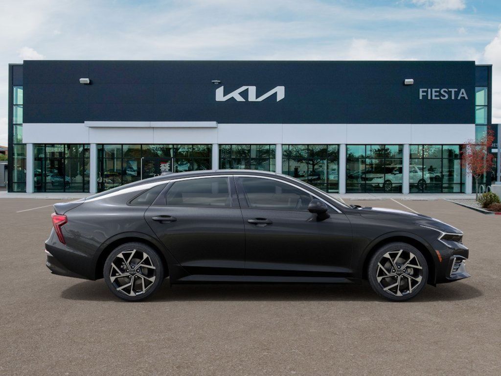2025 Kia K5 EX photo 5