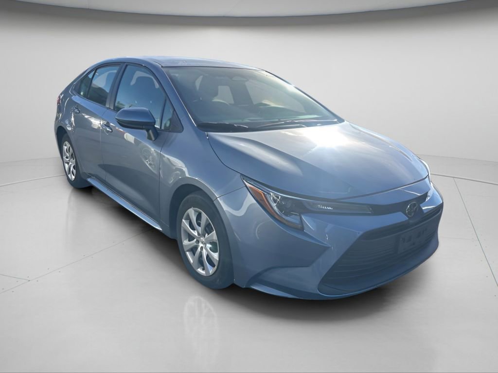 Used 2024 Toyota Corolla LE with VIN 5YFB4MDE8RP138799 for sale in Northfield, Minnesota