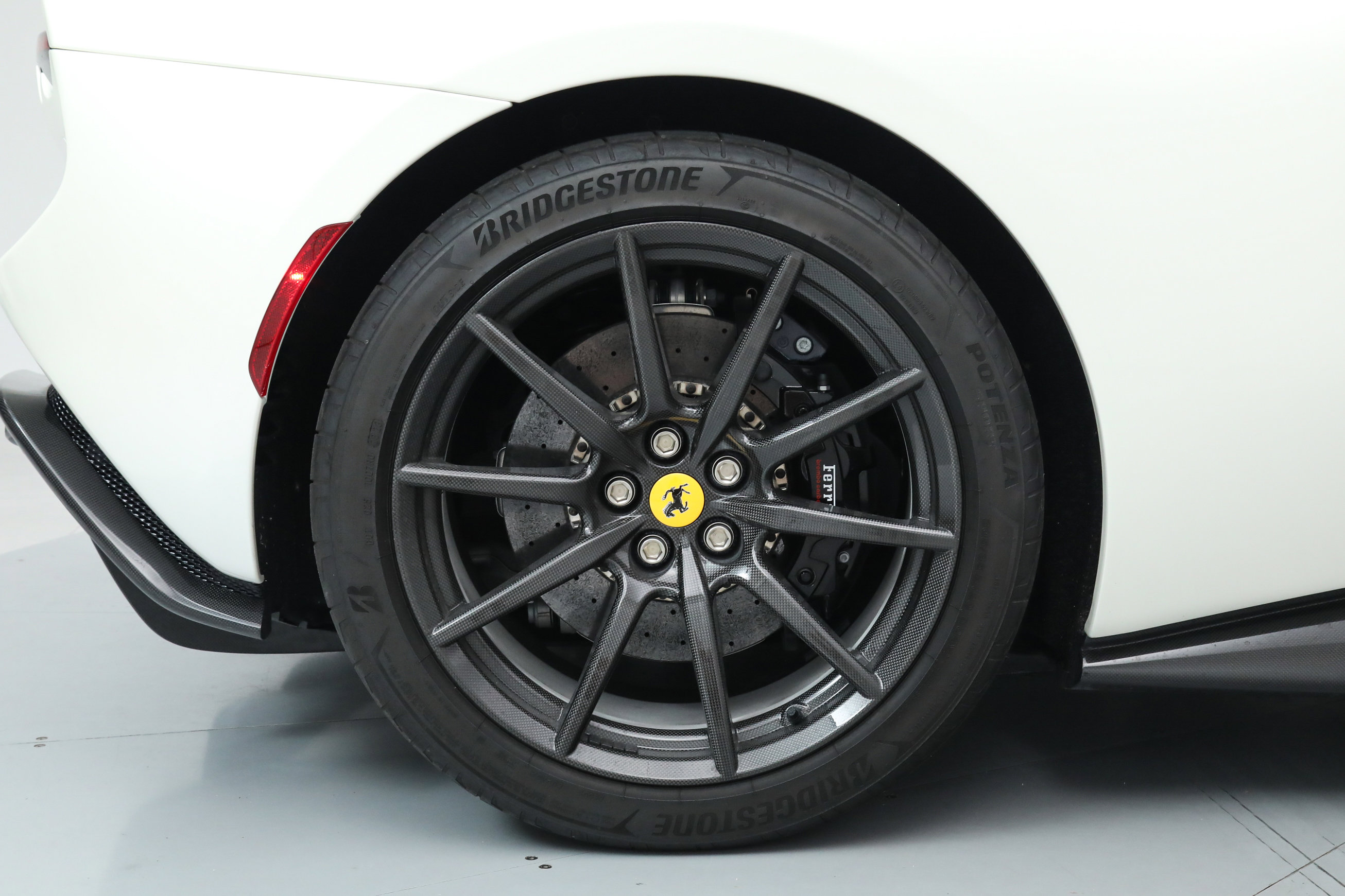 2024 Ferrari 296 GTB photo 38