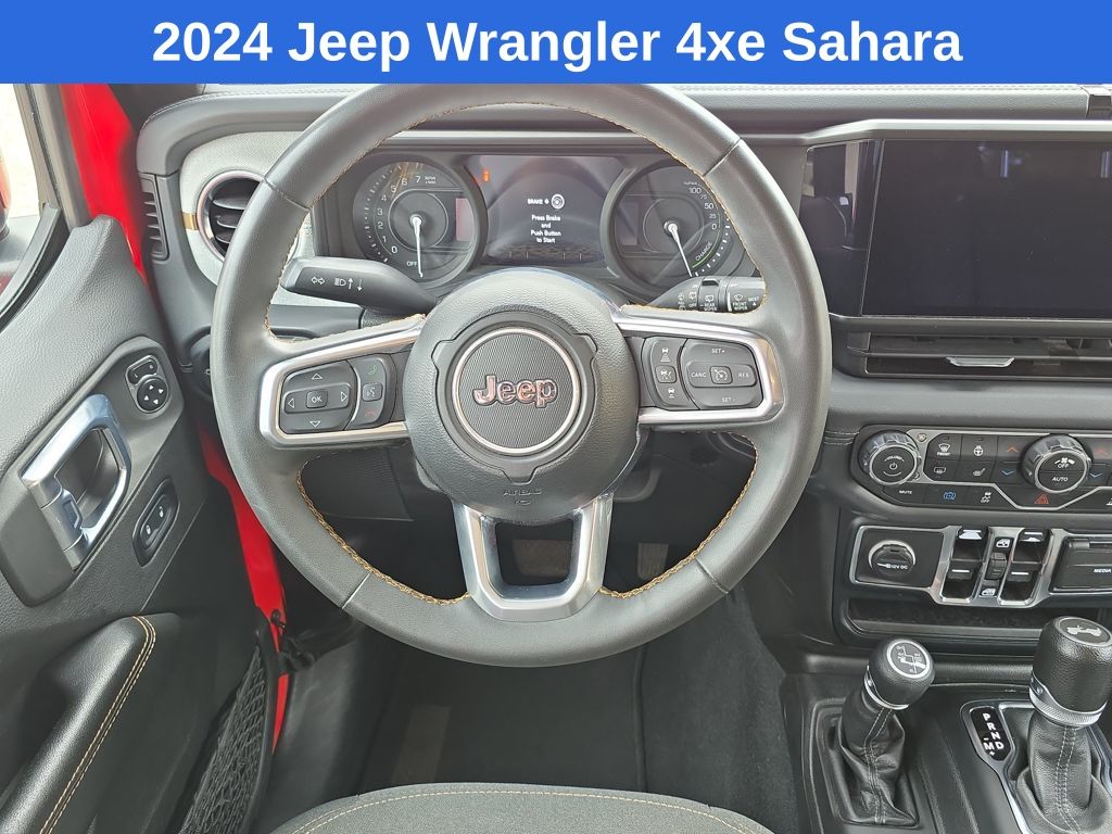 2024 Jeep Wrangler Sahara 4xe photo 13