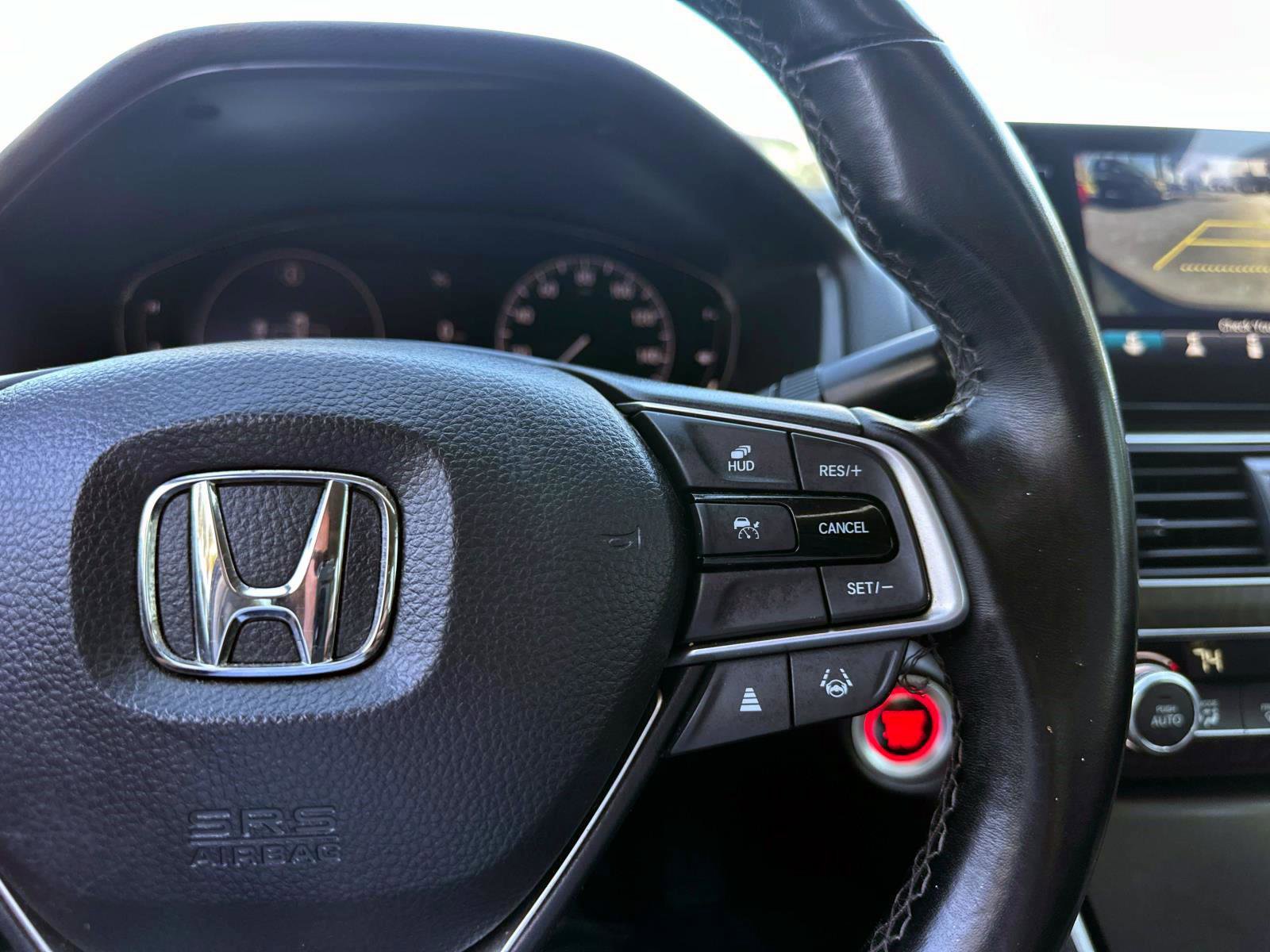 2022 Honda Accord Touring 2.0T photo 23