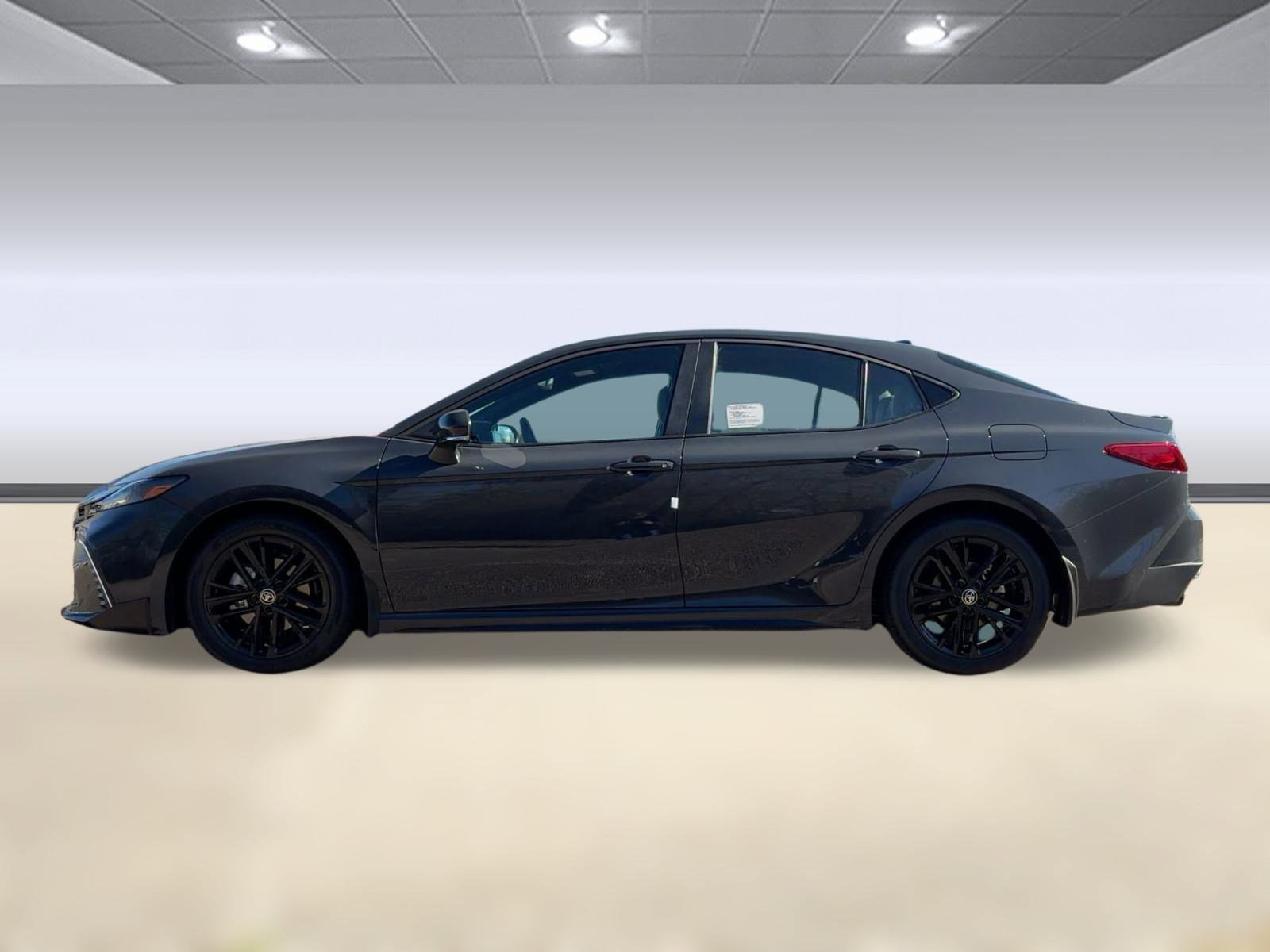 2026 Toyota Camry SE's photo