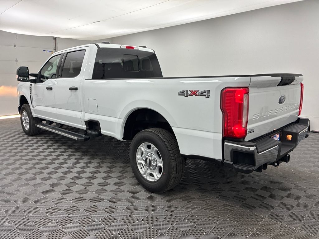 2026 Ford F-250 photo 5